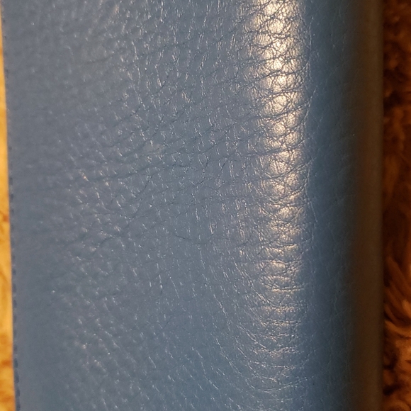 Michael Kors Jet Set zippered wallet - Picture 14 of 14